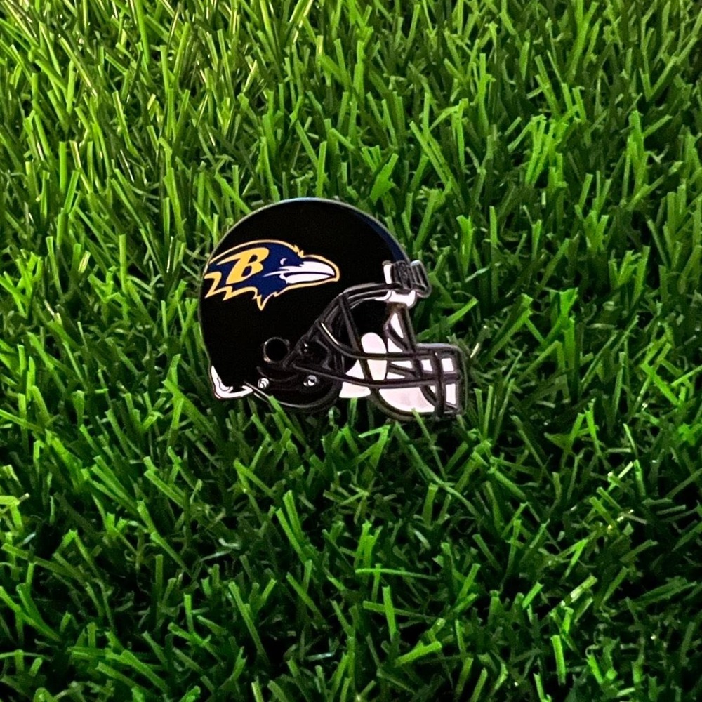 Baltimore Ravens black helmet pin